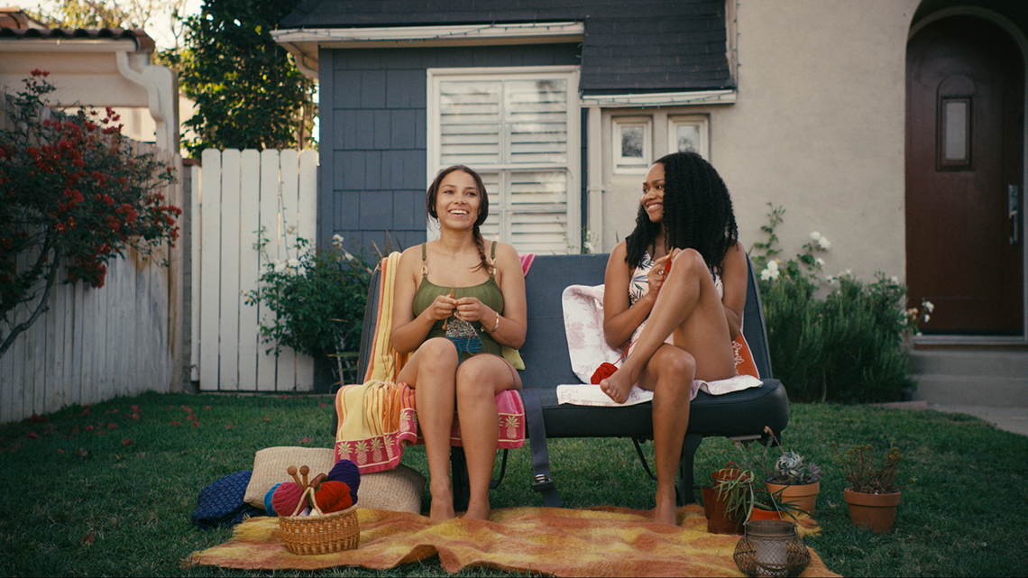 Bekka (Jessica Parker Kennedy), Lucy (Tanisha Long), Knitting, Singing, Front Lawn, Swimsuits, I Love Bekka & Lucy, Stage 13 Original, stage13network